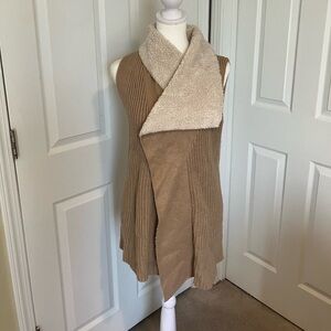 Quinn Sleeveless cardigan, size S